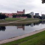 В реку Нерис в Вильнюсе попали тонны топлива